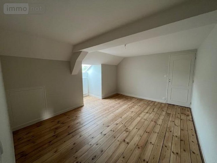 Location maison Louhans Châteaurenaud 71500 Saône-et-Loire 153 m2 4 pièces 890 euros