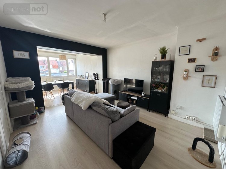 Immeuble a vendre Rosendael 59240 Nord 147 m2  379500 euros