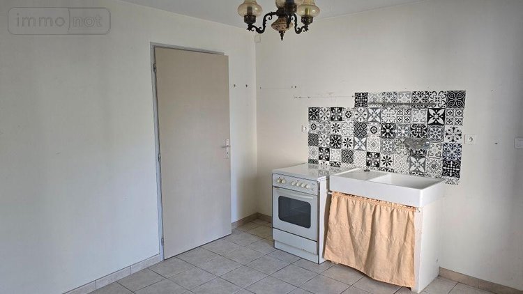 Maison a vendre Lezay 79120 Deux-Sèvres 175 m2 7 pièces 167900 euros