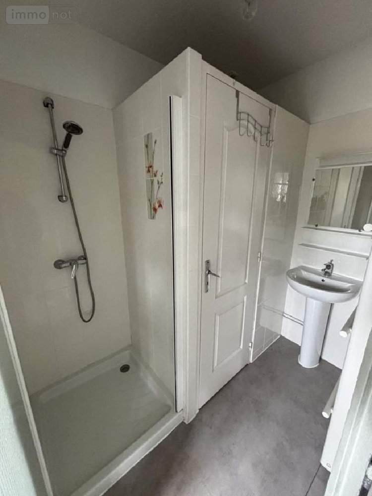 Immeuble a vendre Saint-Calais 72120 Sarthe 114 m2  135880 euros