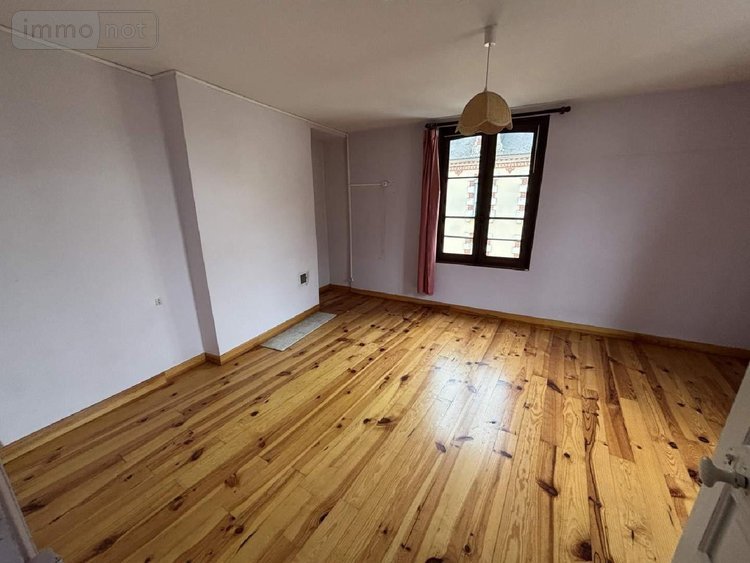 Maison a vendre Bessé-sur-Braye 72310 Sarthe 85 m2  78900 euros