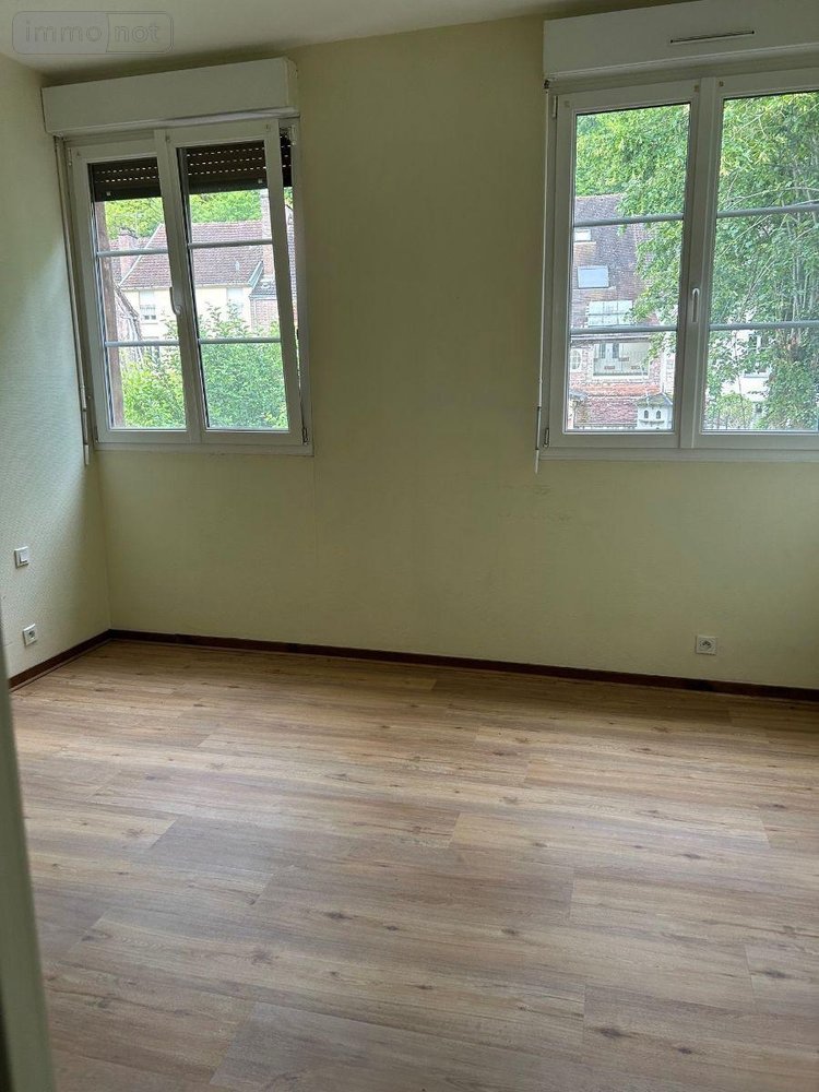 Location appartement Bar-sur-Seine 10110 Aube 56 m2 2 pièces 495 euros