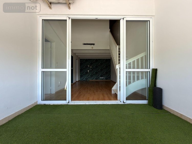 Appartement a vendre Saint-Gilles-les-Bains 97434 Réunion 63 m2 3 pièces 335900 euros
