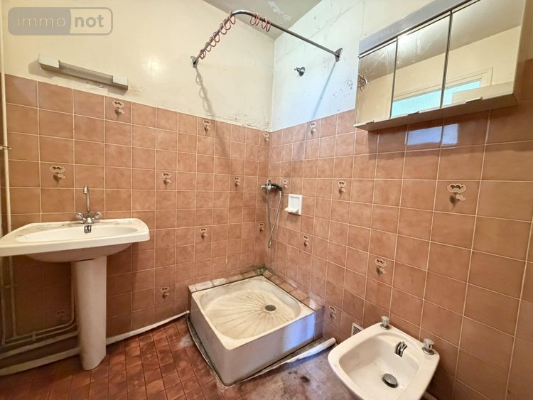 Maison a vendre Arpajon-sur-Cère 15130 Cantal 130 m2 5 pièces 169600 euros