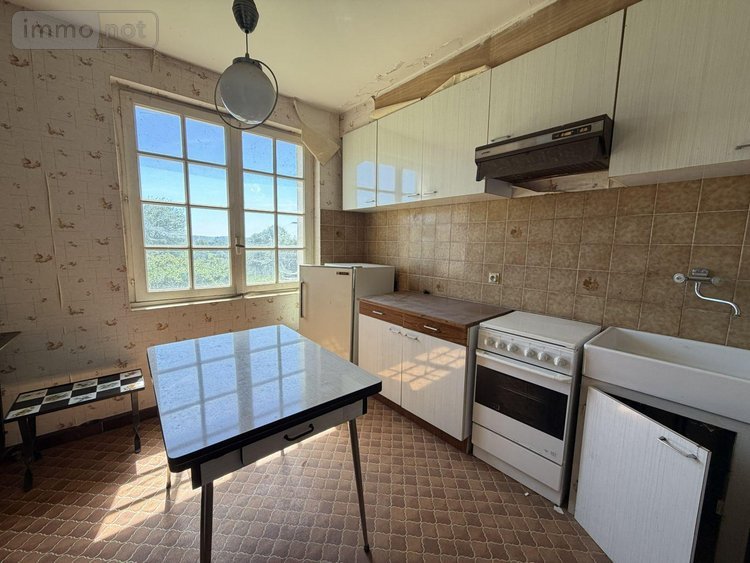 Maison a vendre Arpajon-sur-Cère 15130 Cantal 130 m2 5 pièces 169600 euros