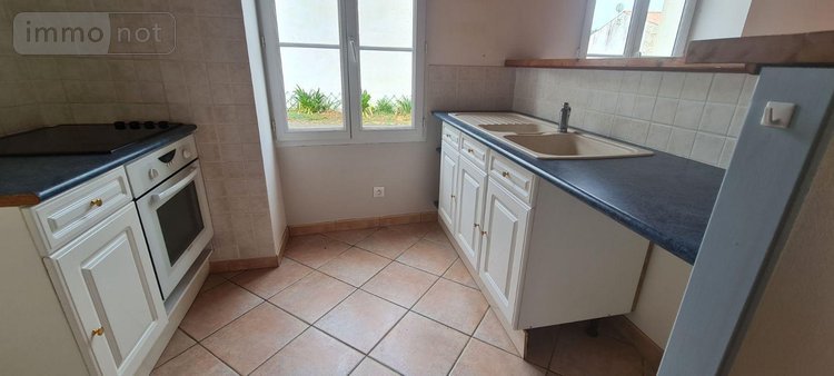 Location maison Sablonceaux 17600 Charente-Maritime 83 m2 4 pièces 918 euros