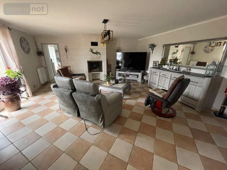 Maison a vendre Pruillé-l'Éguillé 72150 Sarthe 150 m2  246750 euros