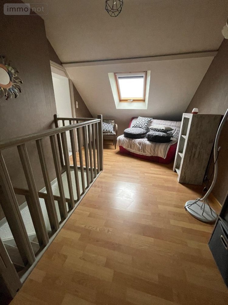 Maison a vendre Pruillé-l'Éguillé 72150 Sarthe 150 m2  246750 euros