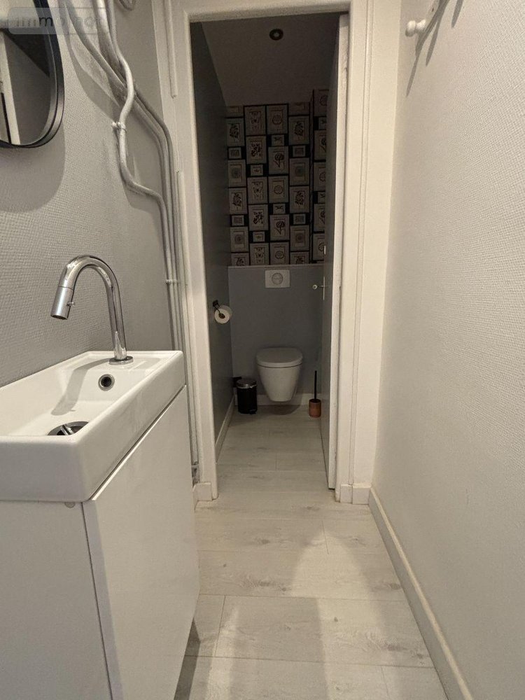 Location appartement Fougères 35300 Ille-et-Vilaine 114 m2 5 pièces 850 euros