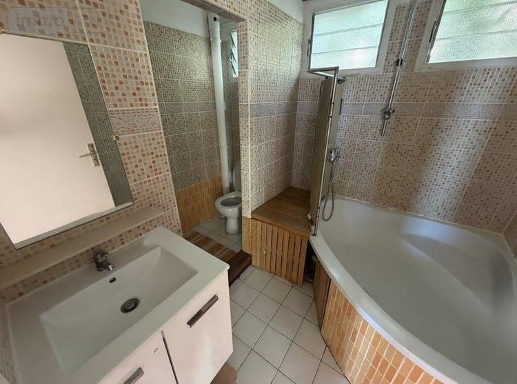 Appartement a vendre Saint-Denis 97400 Réunion 59 m2 3 pièces 160500 euros