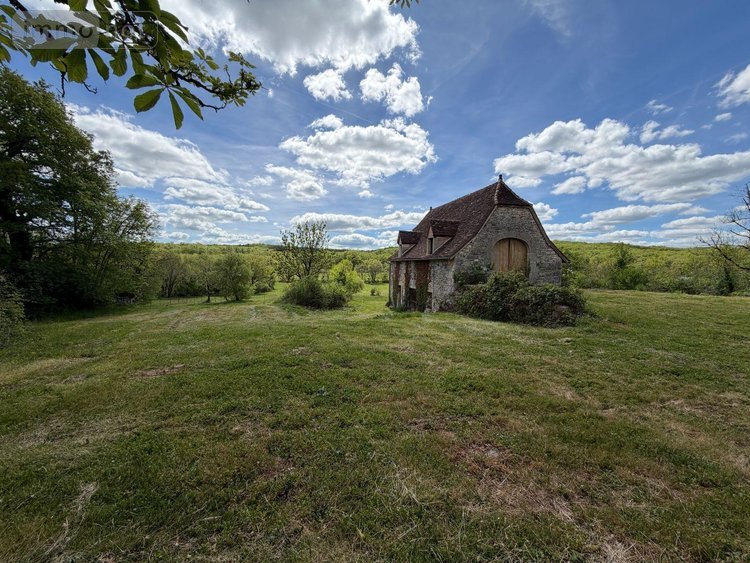 propriete a vendre Figeac 46100 Lot 135 m2 4 pièces 282800 euros