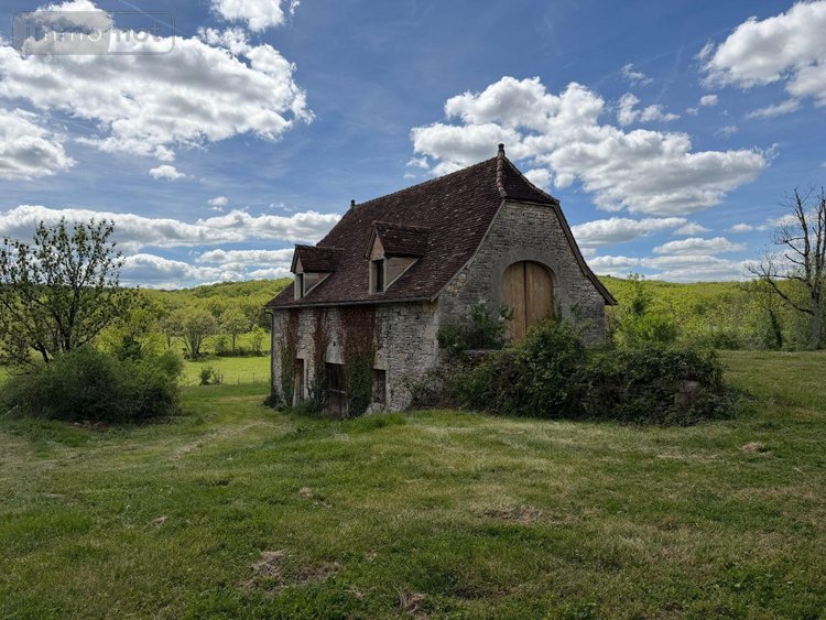 propriete a vendre Figeac 46100 Lot 135 m2 4 pièces 282800 euros