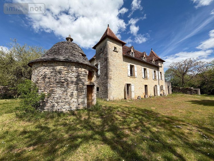 propriete a vendre Figeac 46100 Lot 135 m2 4 pièces 282800 euros