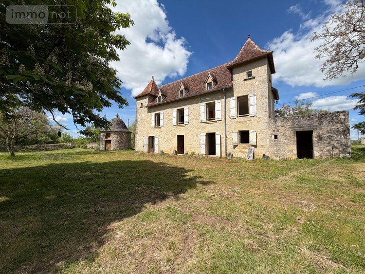 propriete a vendre Figeac 46100 Lot 135 m2 4 pièces 282800 euros