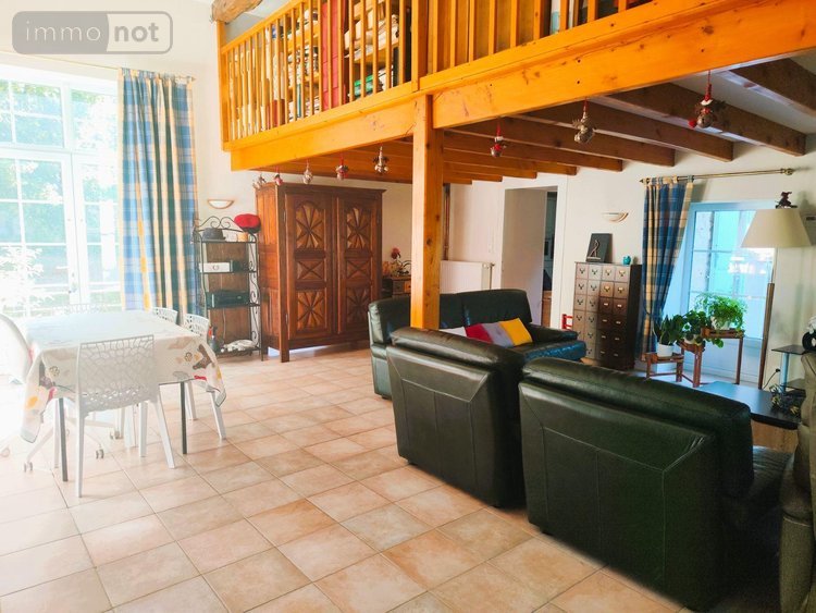 Maison a vendre Chauvigny 86300 Vienne 213 m2 6 pièces 270920 euros