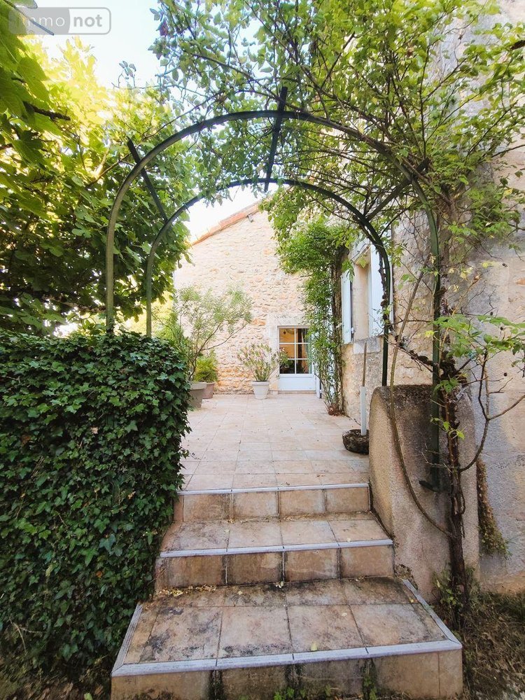 Maison a vendre Chauvigny 86300 Vienne 213 m2 6 pièces 270920 euros