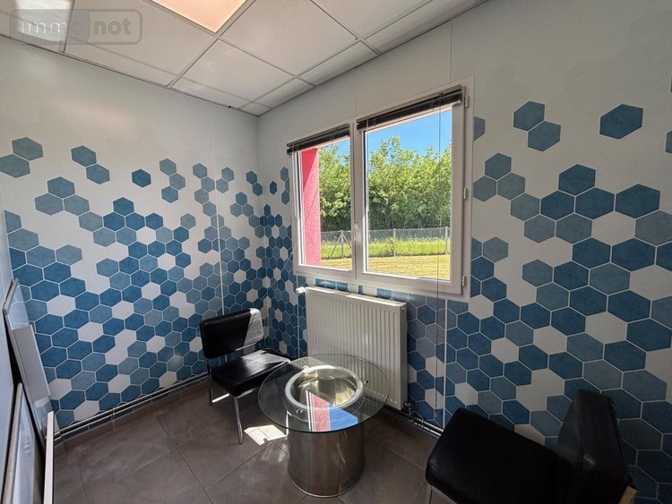 Fonds et murs commerciaux a vendre Glaire 08200 Ardennes 120 m2  471600 euros