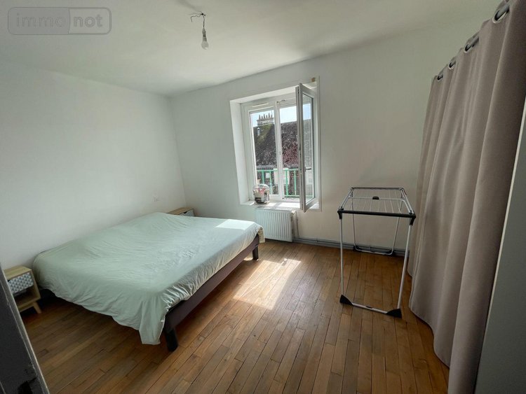 Location appartement Saint-Pol-sur-Ternoise 62130 Pas-de-Calais 66 m2 3 pièces 600 euros