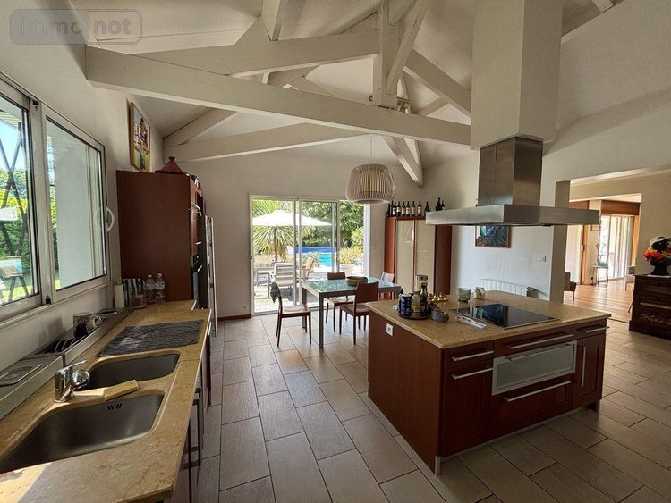 Maison a vendre Blanquefort 33290 Gironde 304 m2 7 pièces 795000 euros
