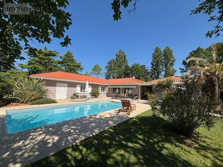 Maison a vendre Blanquefort 33290 Gironde 304 m2 7 pièces 795000 euros