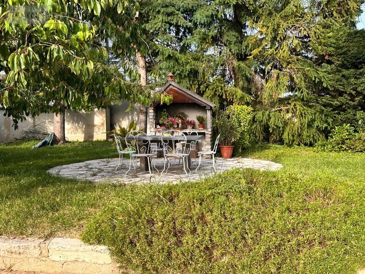 Maison a vendre Villeneuve-sur-Yonne 89500 Yonne 240 m2 9 pièces 312000 euros