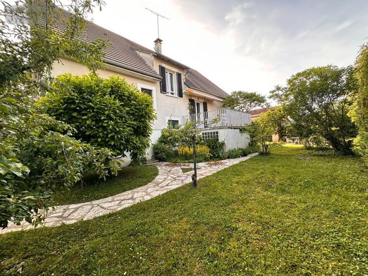 Maison a vendre Villeneuve-sur-Yonne 89500 Yonne 240 m2 9 pièces 312000 euros