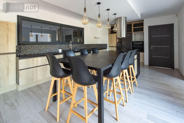 Maison a vendre Podensac 33720 Gironde 200 m2 7 pièces 370000 euros