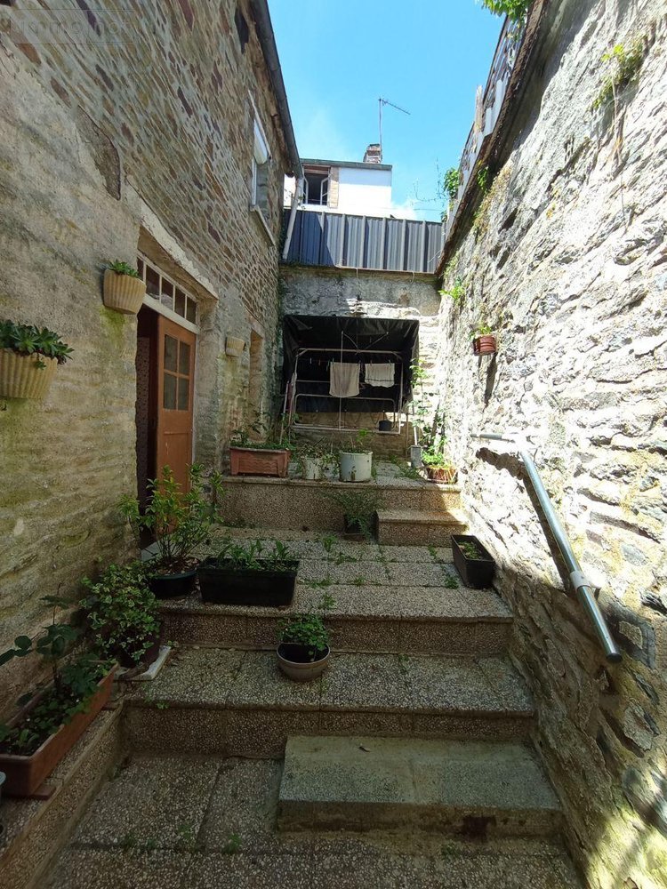 Maison a vendre Condé-en-Normandie 14110 Calvados 110 m2 5 pièces 48800 euros