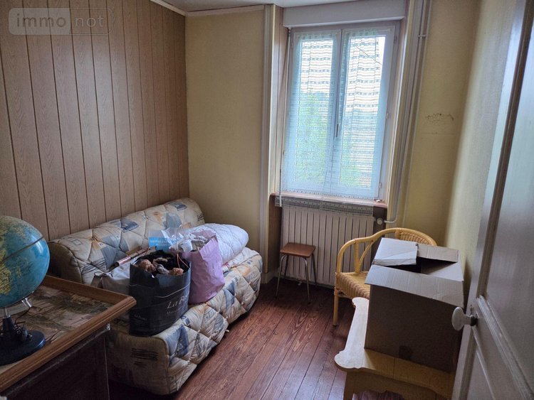 Maison a vendre Ambrières-les-Vallées 53300 Mayenne 98 m2 7 pièces 120500 euros
