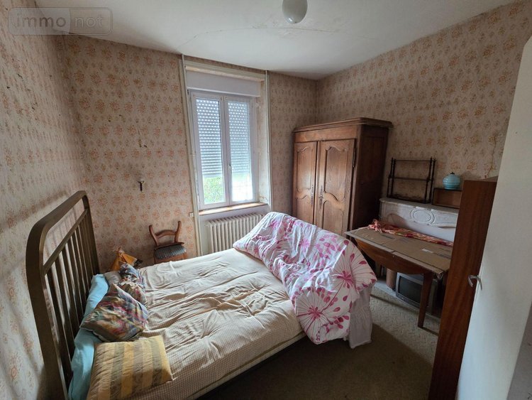 Maison a vendre Ambrières-les-Vallées 53300 Mayenne 98 m2 7 pièces 120500 euros
