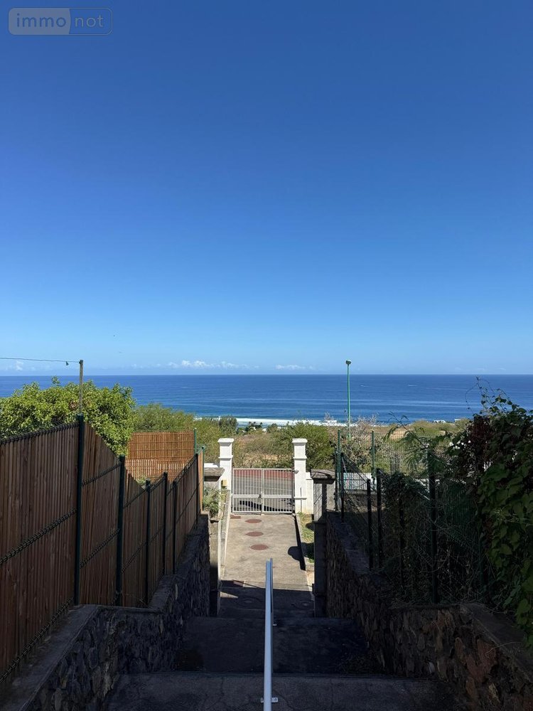Appartement a vendre Saint-Gilles-les-Bains 97434 Réunion 61 m2 3 pièces 380000 euros