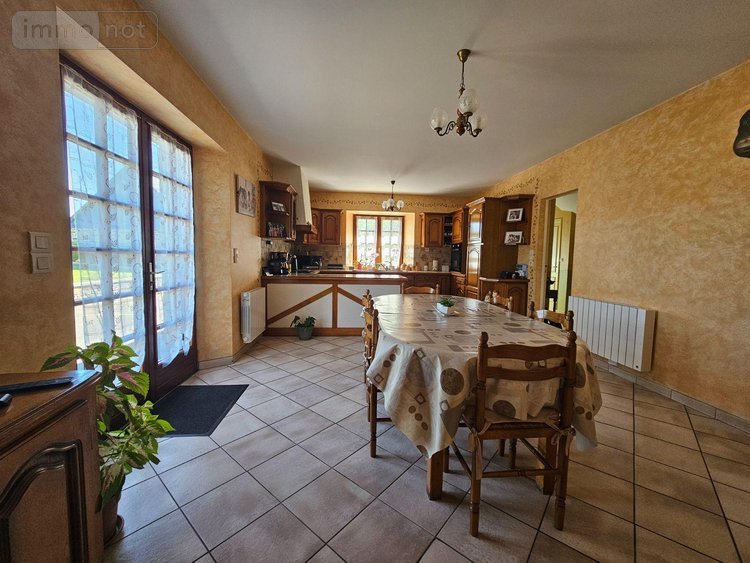 Maison a vendre Maen Roch 35460 Ille-et-Vilaine 177 m2 8 pièces 332800 euros