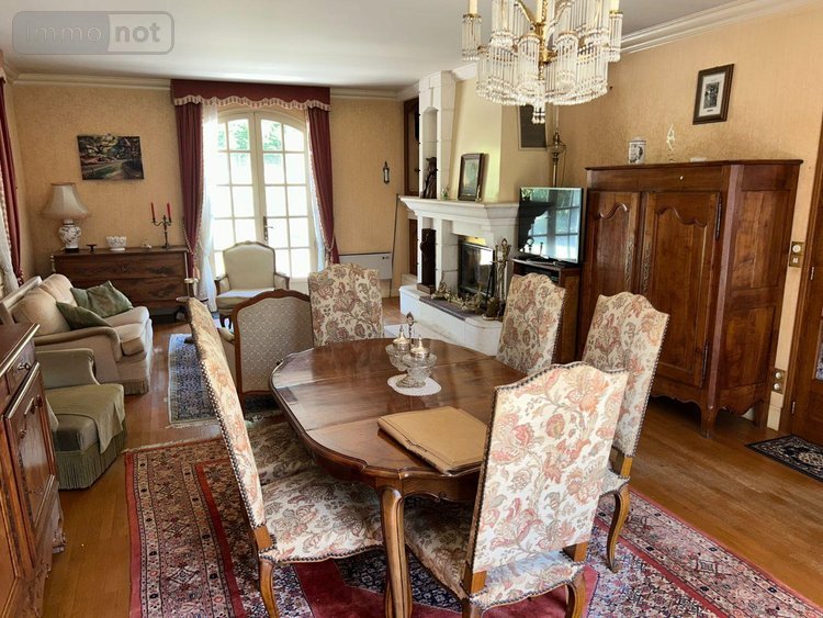 Maison a vendre La Ferté-Saint-Cyr 41220 Loir-et-Cher 193 m2 9 pièces 294000 euros