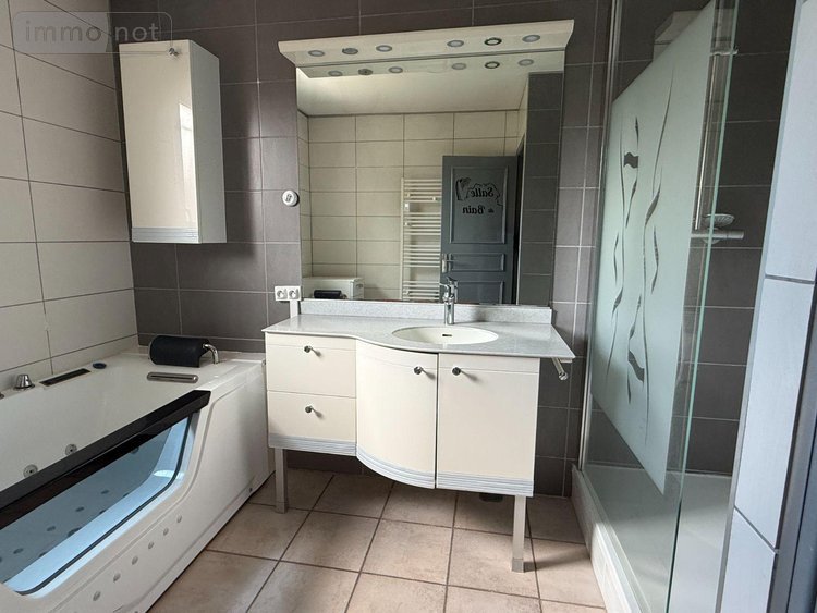 Location maison Bailleul 59270 Nord 130 m2 5 pièces 1000 euros