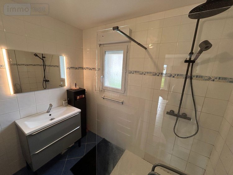 Maison a vendre Saint-Georges-le-Gaultier 72130 Sarthe 73 m2  116180 euros