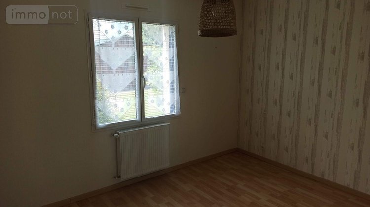 Location maison Combourg 35270 Ille-et-Vilaine 88 m2 4 pièces 860 euros