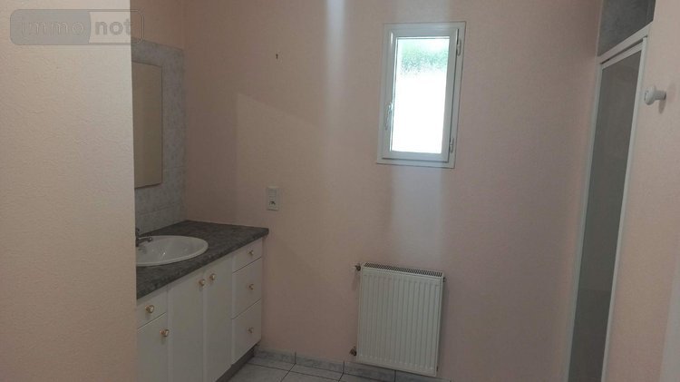 Location maison Combourg 35270 Ille-et-Vilaine 88 m2 4 pièces 860 euros