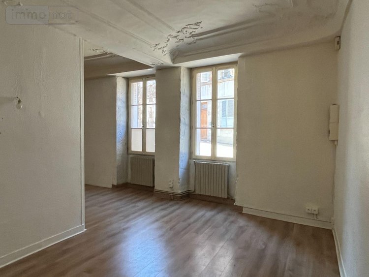 Immeuble a vendre Avallon 89200 Yonne 253 m2  252000 euros