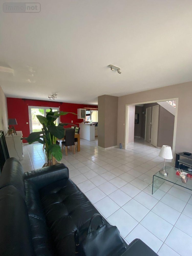 Maison a vendre Tinténiac 35190 Ille-et-Vilaine 111 m2 6 pièces 308275 euros