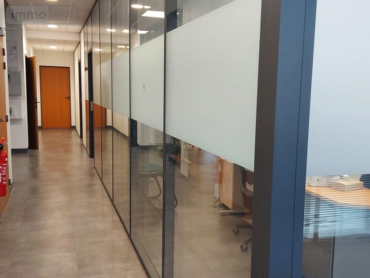 Fonds et murs commerciaux a vendre Tinténiac 35190 Ille-et-Vilaine  1268000 euros