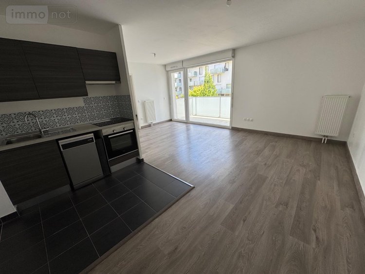 Location appartement Capinghem 59160 Nord 62 m2 3 pièces 800 euros