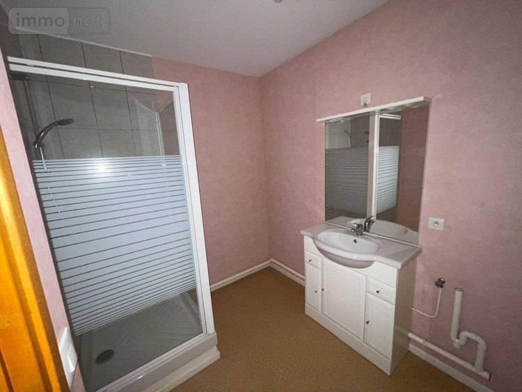 Location appartement Saint-Pol-sur-Ternoise 62130 Pas-de-Calais 69 m2 3 pièces 610 euros