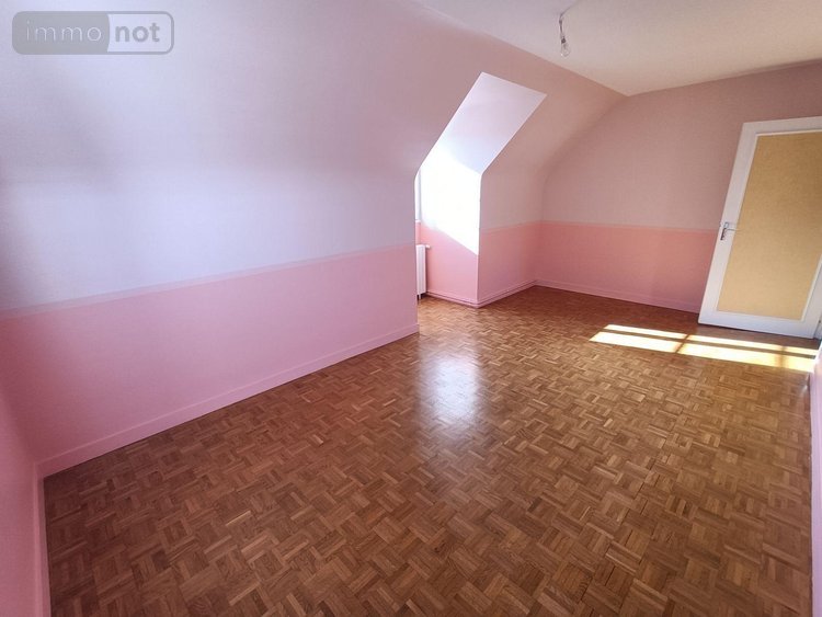 Location maison Bruz 35170 Ille-et-Vilaine 140 m2 6 pièces 1209 euros