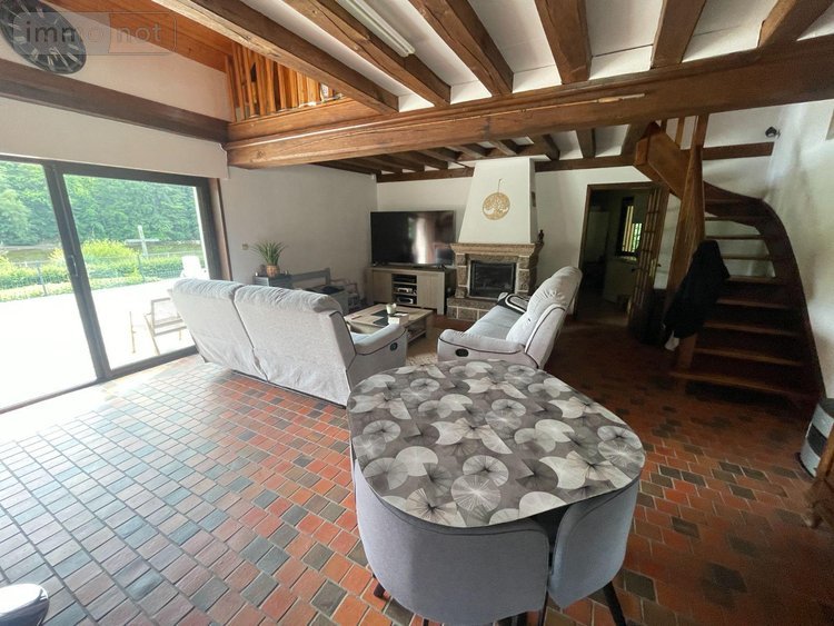 propriete a vendre Mayenne 53100 Mayenne 159 m2 7 pièces 332180 euros