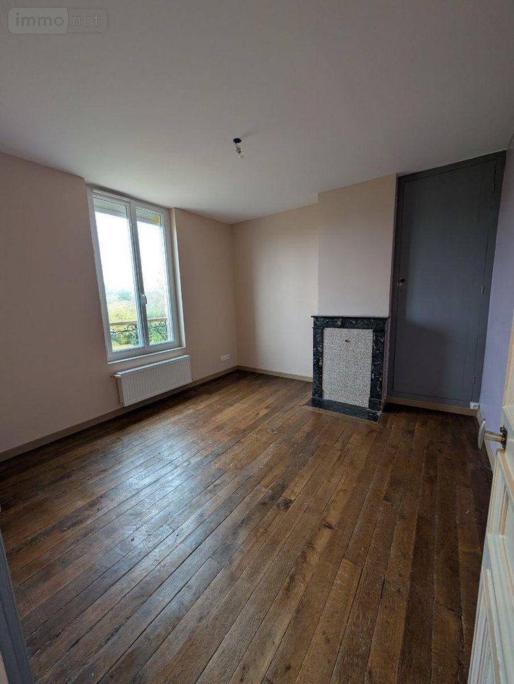 Location maison Bessé-sur-Braye 72310 Sarthe 86 m2 4 pièces 450 euros