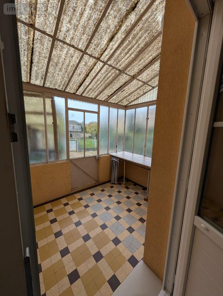 Location maison Bessé-sur-Braye 72310 Sarthe 86 m2 4 pièces 450 euros