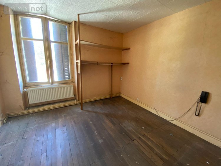 Immeuble a vendre Buzançais 36500 Indre 66 m2  27700 euros