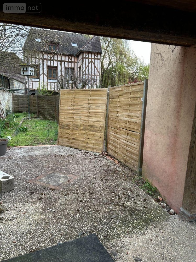 Location appartement Bar-sur-Seine 10110 Aube 143 m2 5 pièces 740 euros