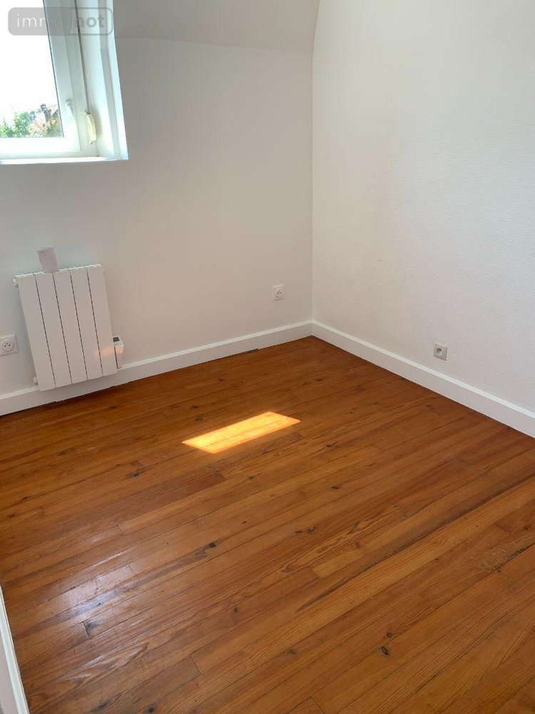 Location maison Saint-Jans-Cappel 59270 Nord 73 m2 3 pièces 800 euros