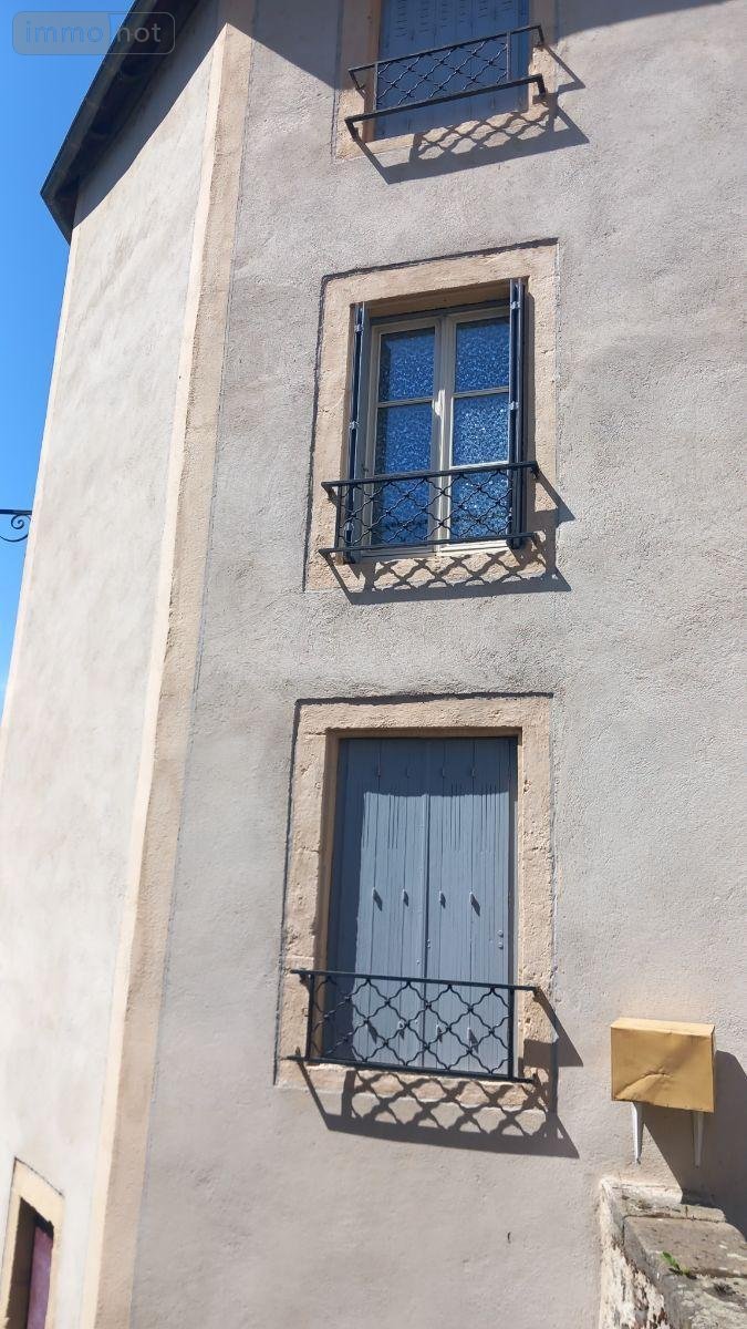 Maison a vendre Murat 15300 Cantal 73 m2  90400 euros